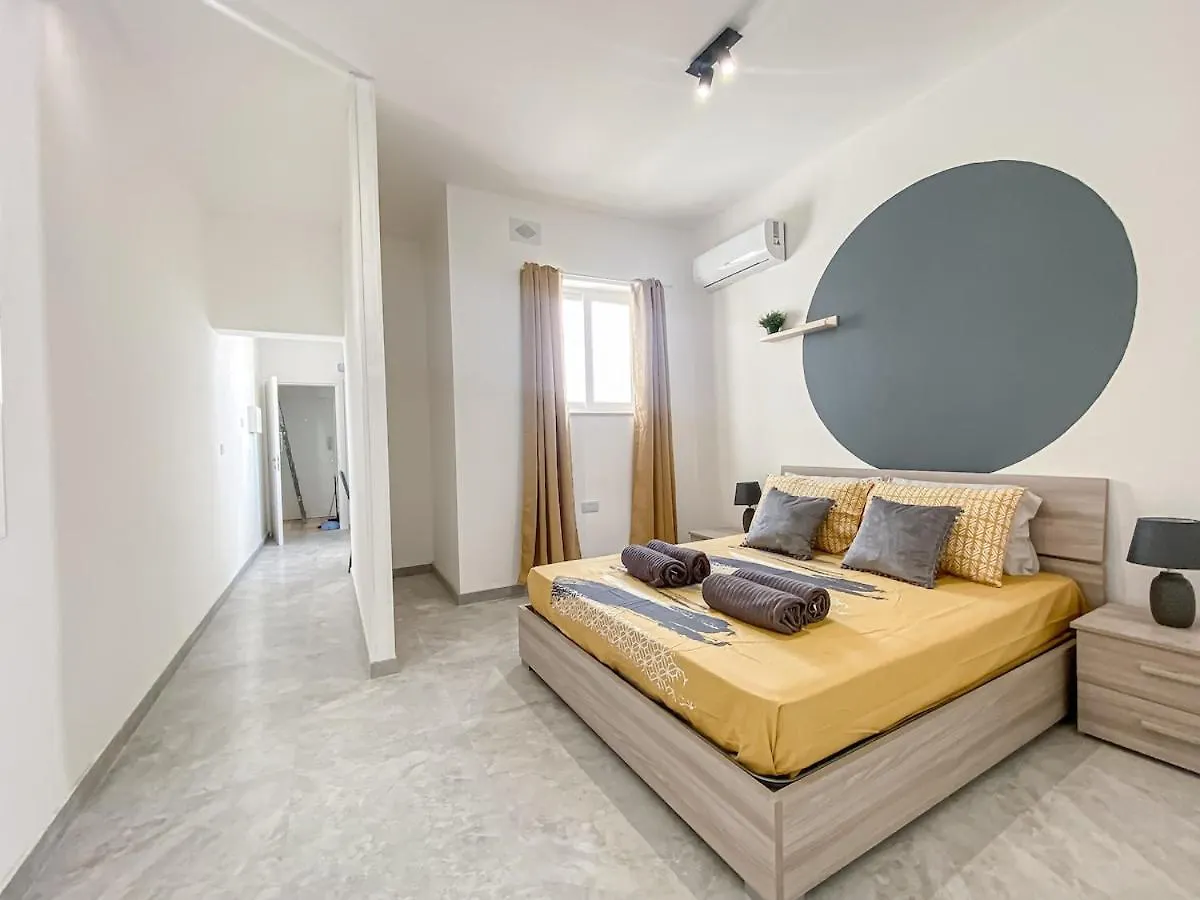 Apartament Large Studio Penthouse With 2 Terraces - By Solea Holiday Homes
