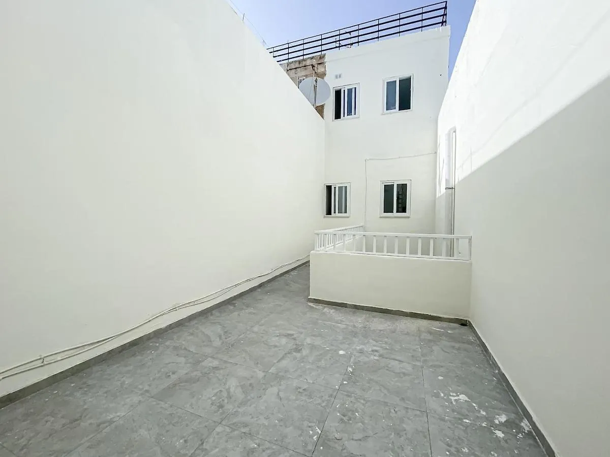 Apartament Large Studio Penthouse With 2 Terraces - By Solea Holiday Homes