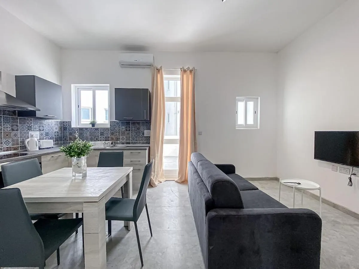 Apartament Large Studio Penthouse With 2 Terraces - By Solea Holiday Homes