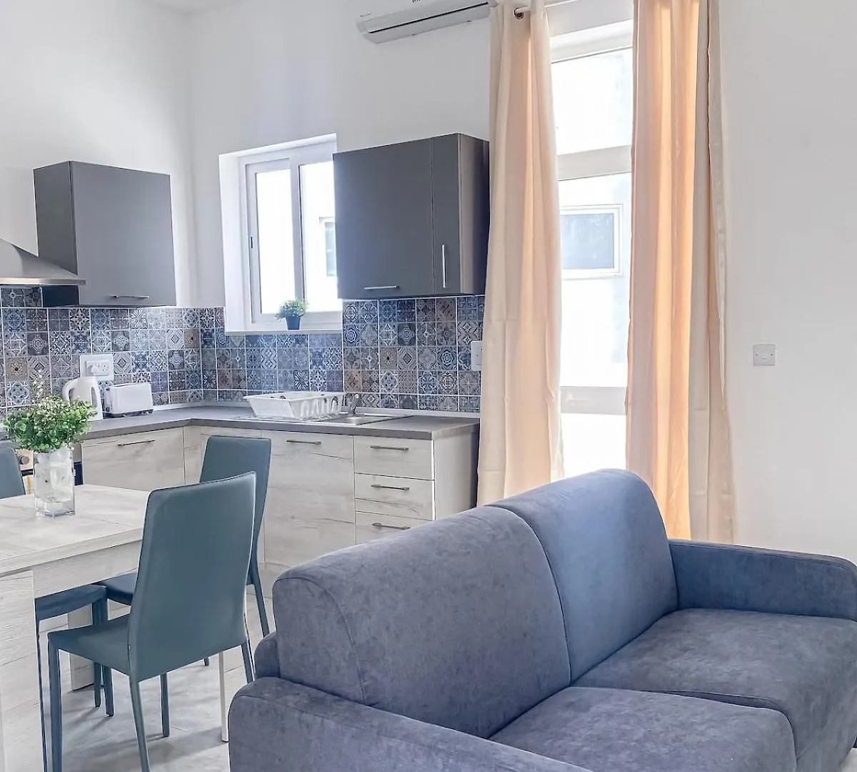 Large Studio Penthouse With 2 Terraces - By Solea Holiday Homes 0*, Gzira